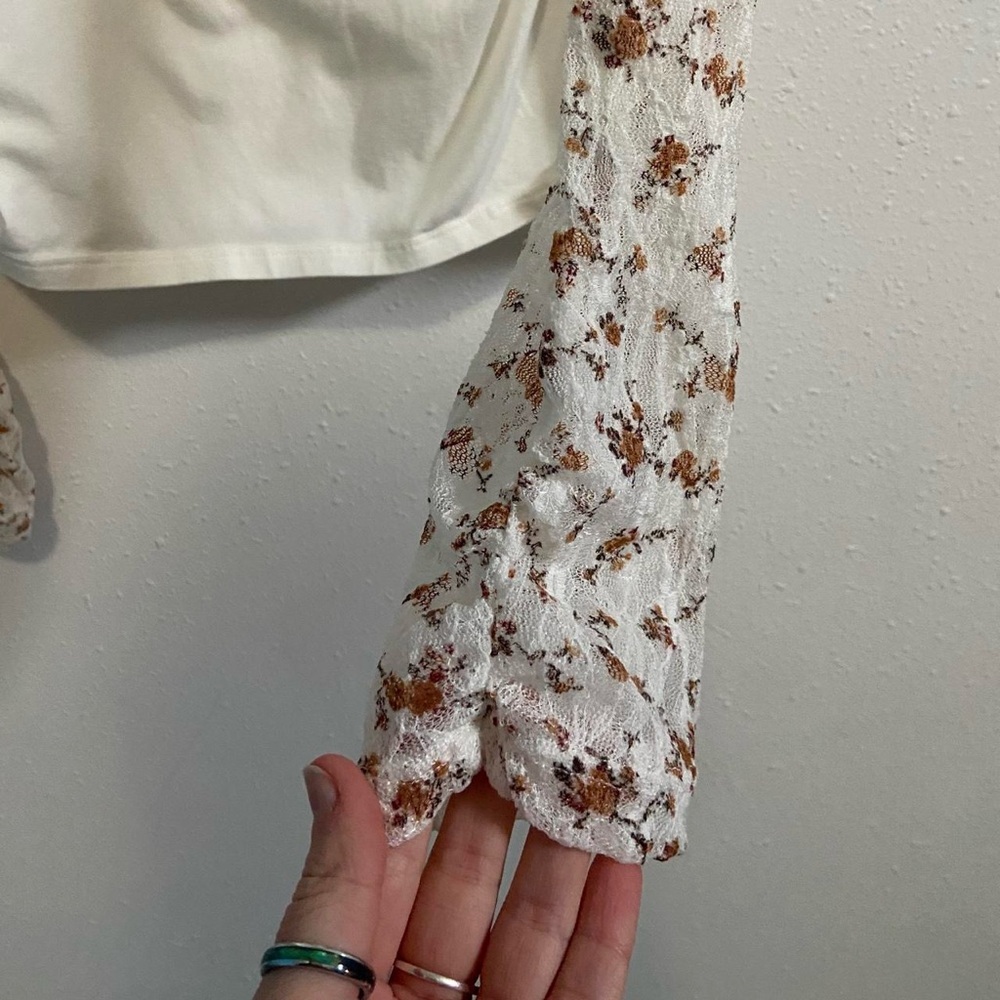 Free People Lace Floral Josie Top - Picture 6 of 9